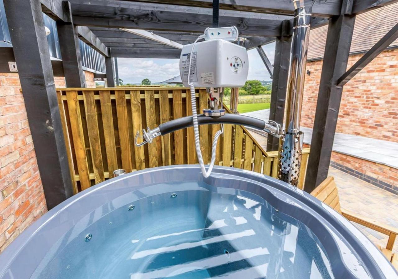Fawn Cottage Disabled Adapted 3 Bedroom Hot Tub Coughton Exterior foto